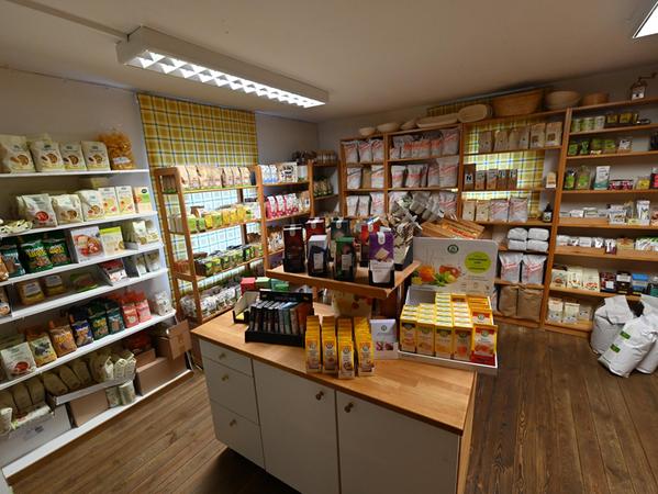 Im Fronhofer Mühlenlädla im Landkreis Erlangen-Höchstadt gibt es Bio-Produkte aller Art.
Im Fronhofer Mühlenlädla im Landkreis Erlangen-Höchstadt gibt es Bio-Produkte aller Art.