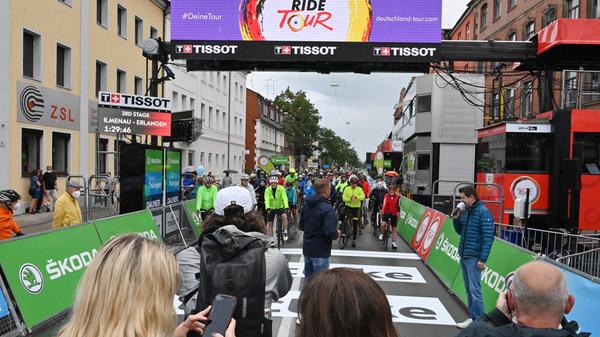 Die Deutschland Tour, das größte nationale Etappenrennen im Straßenradsport, war am Samstag zu Gast in Erlangen. Im Vorfeld der Zieldurchfahrt am dritten Tour-Tag gab es einige Aktionen in der Stadt.