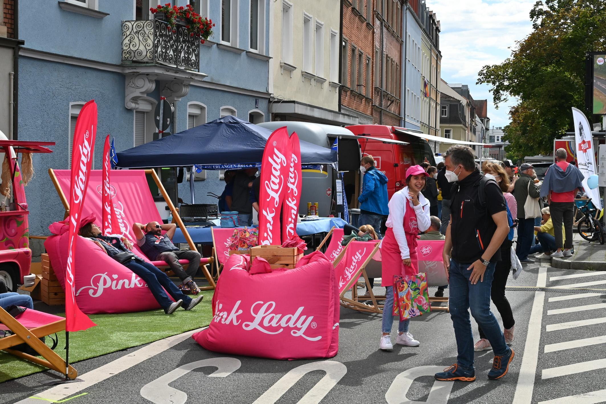 Zu entdecken gab es einiges, auch die Sponsoren der Deutschland Tour stellten sich vor.