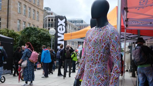 Was auch auf diese Radsportmode zutreffen dürfte.