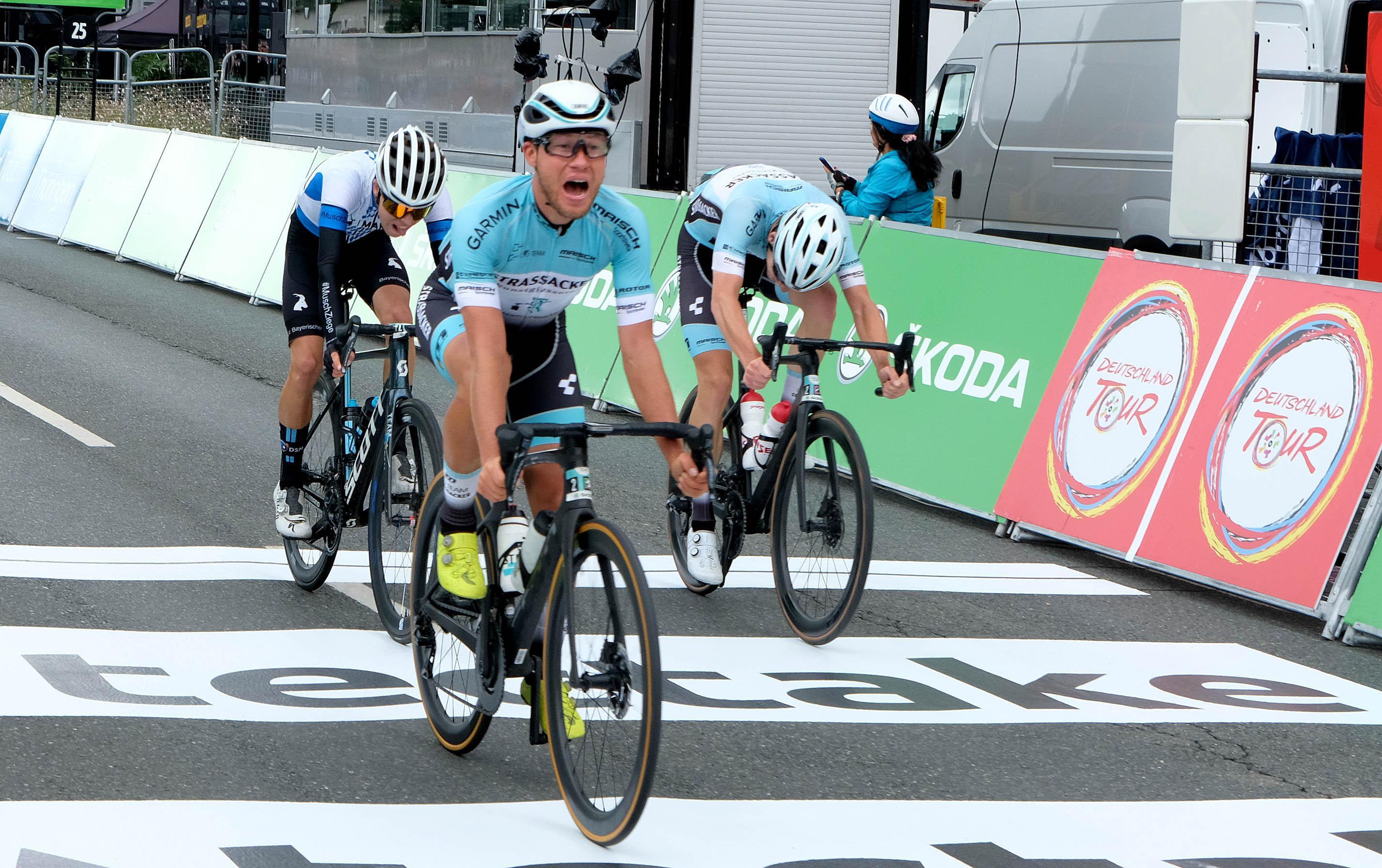 Auch auf diesem Foto: Freude und Erleichterung pur.