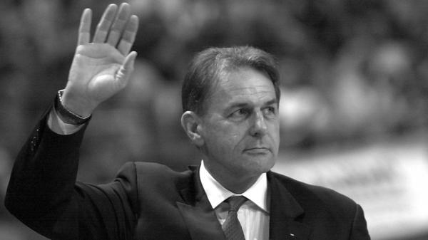 Der frühere IOC-Präsident Jacques Rogge ist tot. Der Belgier, Vorgänger des aktuellen IOC-Chefs Thomas Bach, sei im Alter von 79 Jahren gestorben, teilte das Internationale Olympische Komitee am Sonntag mit.