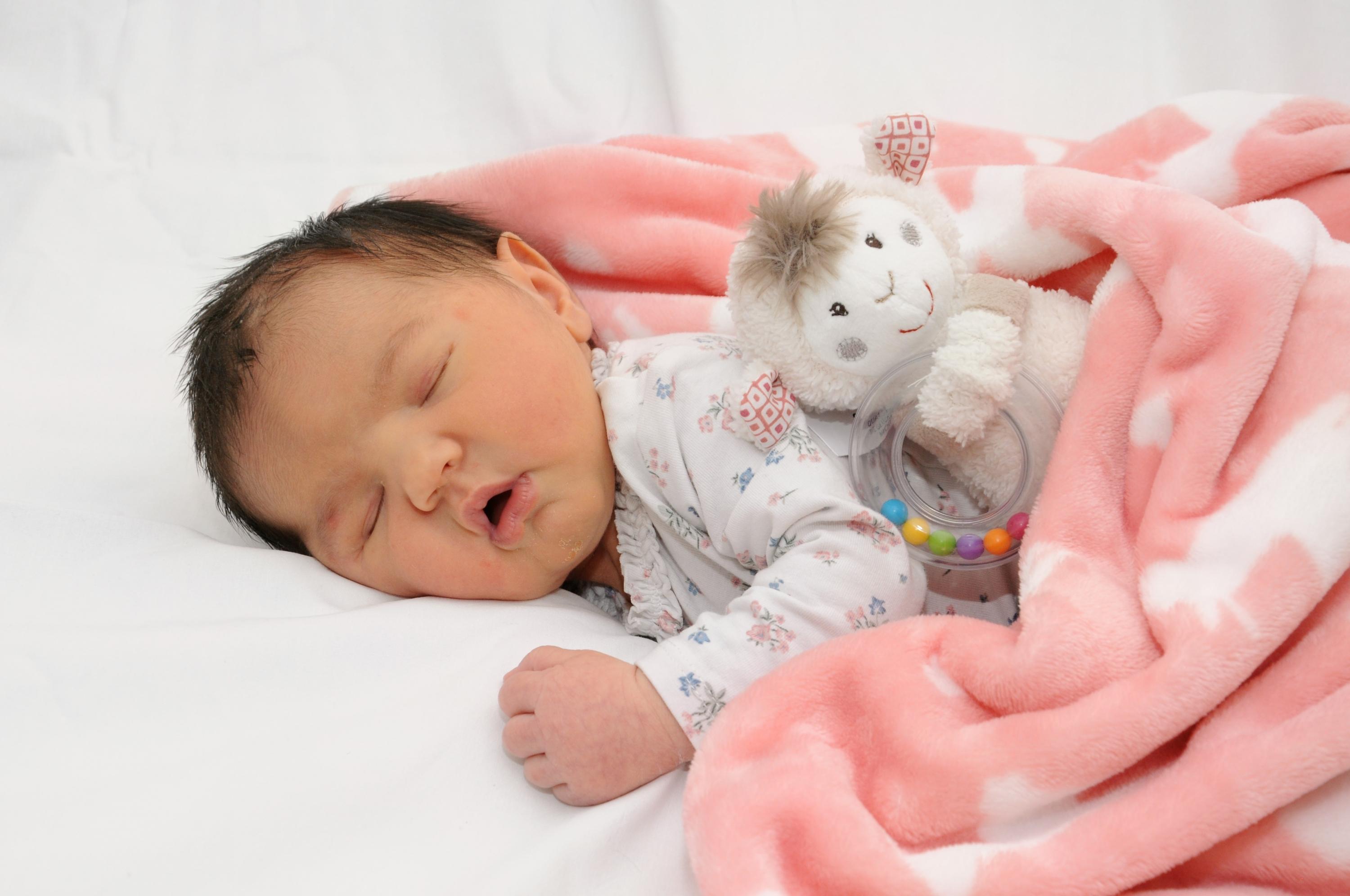 Die kleine Emily kam am 25. August im Klinikum Nürnberg Süd zur Welt. Bei einer Größe von 52 Zentimetern brachte sie 3920 Gramm auf die Waage. 