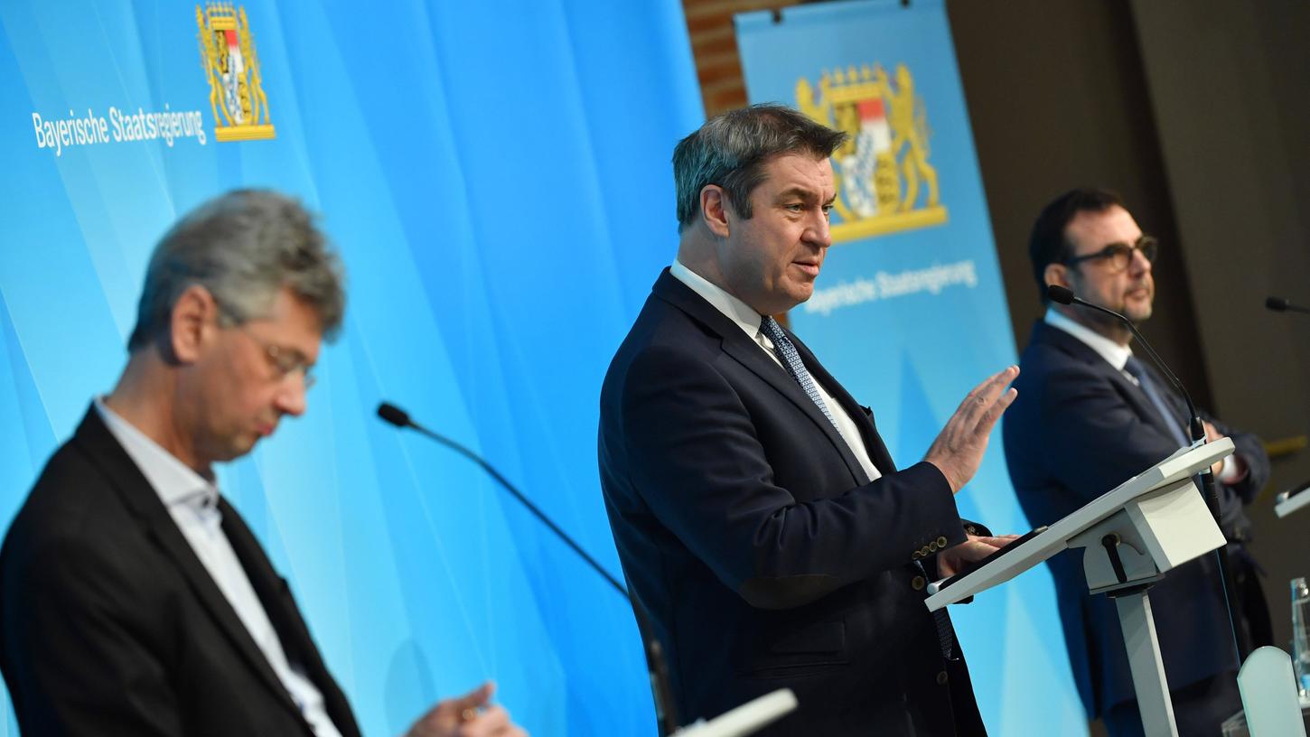 Bayerns Ministerpräsident Markus Söder gab am Dienstagmittag nach einer Stizung des Minsterrats neue Corona-Regeln bekannt.