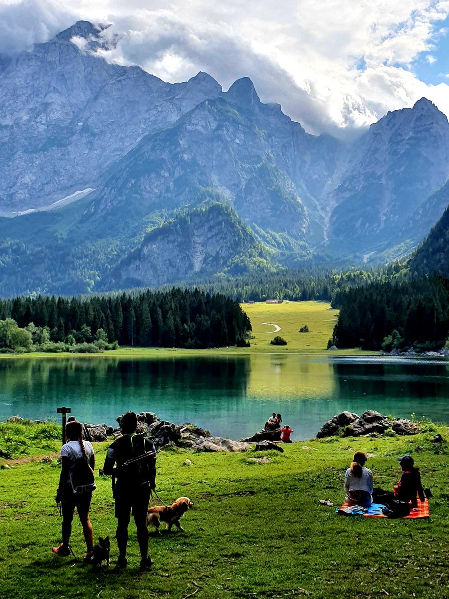 Die Weißenfelser Seen (Laghi di Fusine) sind ein Postkartenmotiv.