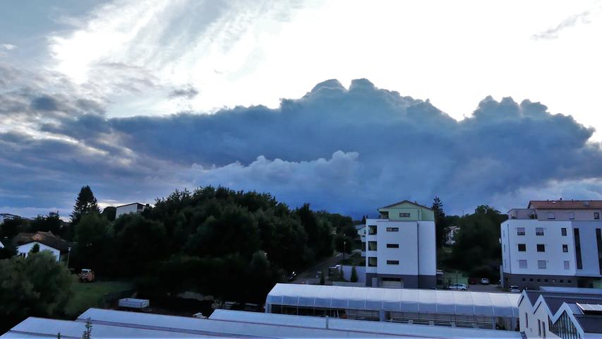 Diese eindrucksvolle Wolkenformation hat Werner Sturm am Himmel über Parsberg beobachtet.