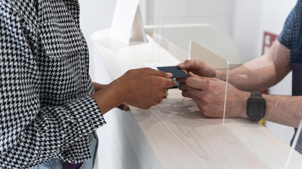 Mediangehalt: 25.372 Euro brutto pro Jahr