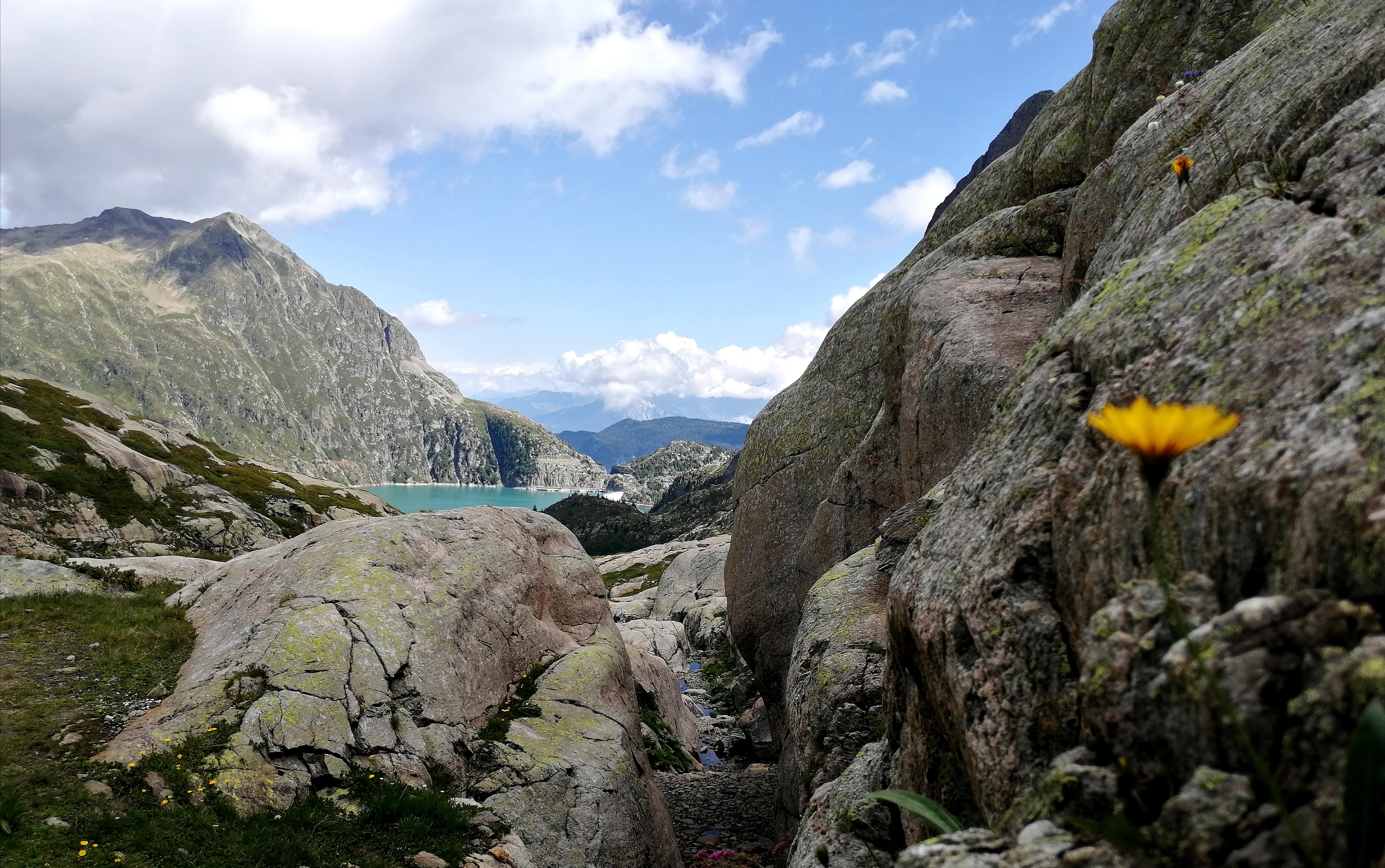 Wanderer finden im Vallée du Trient Touren, die alle Schwierigkeitsgrade abdecken. Die leichte Ein-Stunden-Wanderung ist dabei genauso Wanderer finden im Vallée du Trient Touren, die alle Schwierigkeitsgrade abdecken. Die leichte Ein-Stunden-Wanderung ist dabei genauso