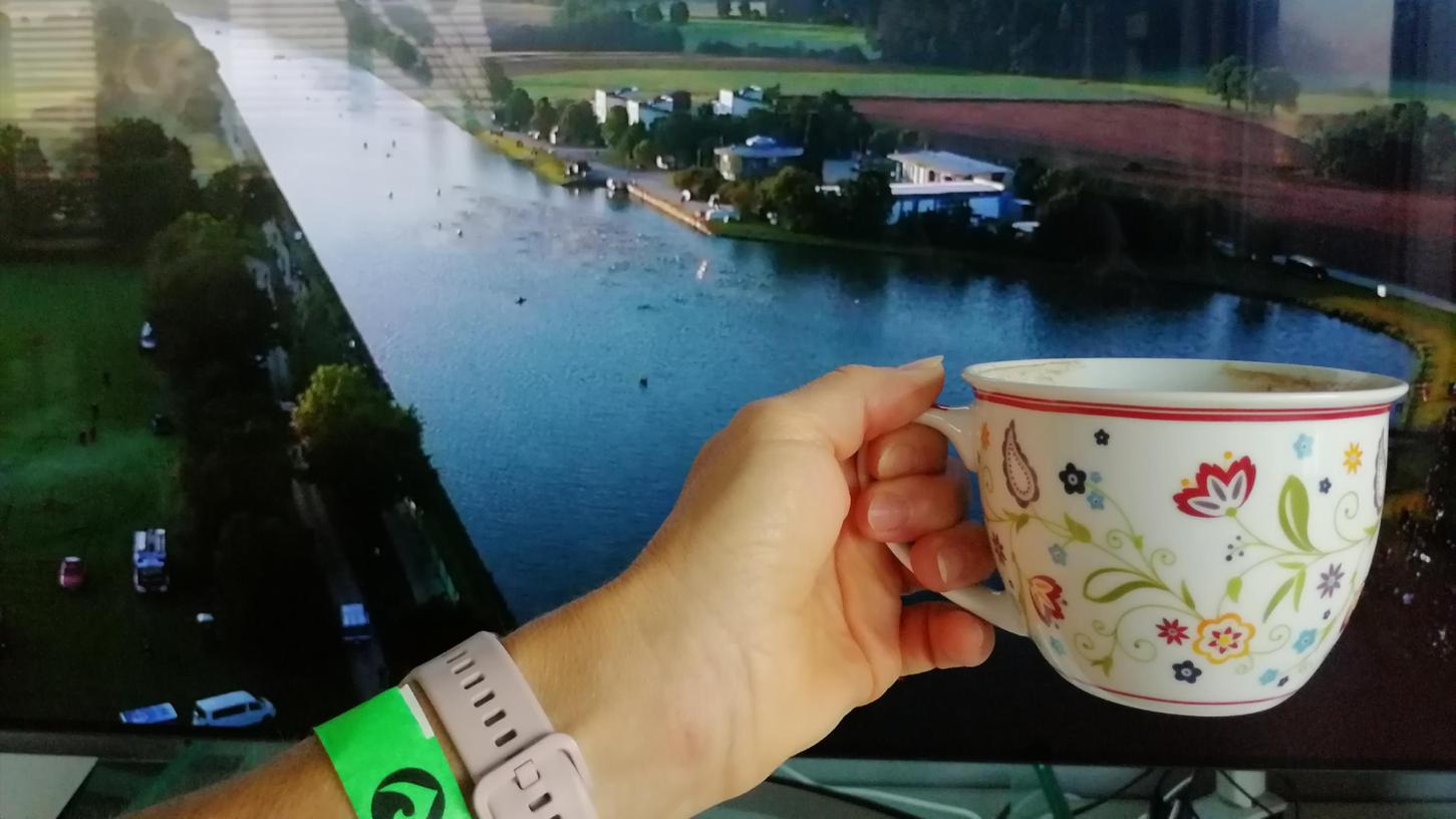 Challenge-Schwimmstart mal nicht am dämmrigen Kanal bei Haimpfarrich, sondern daheim bei einer Tasse Kaffee am Bildschirm? Corona macht´s möglich (und nötig)...

