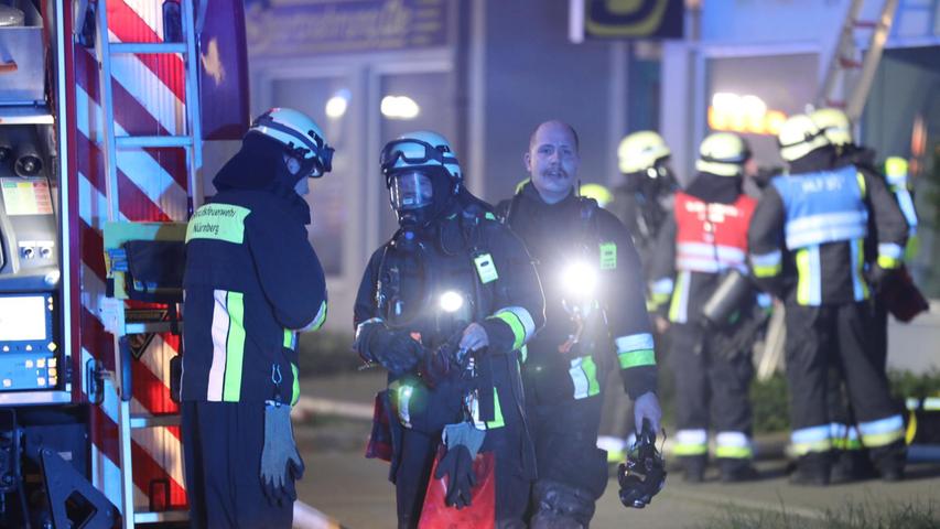Brand in Mehrfamilienhaus am Nordring: Zwölf Verletzte und massiver Schaden