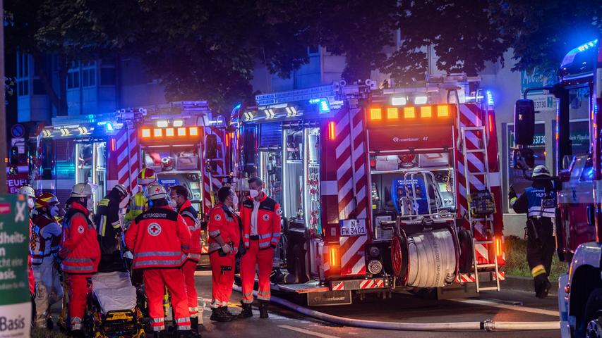 Brand in Mehrfamilienhaus am Nordring: Zwölf Verletzte und massiver Schaden