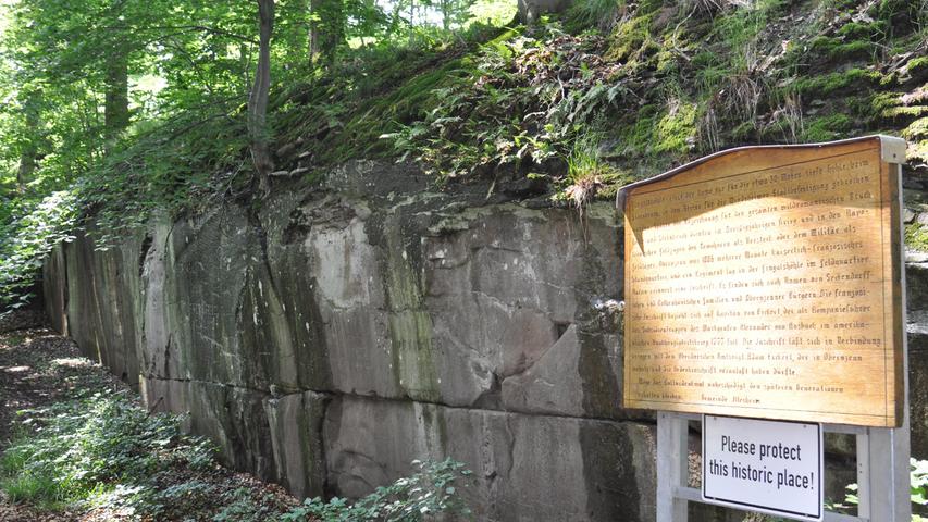 Die Fingalshöhle lieferte unter anderem Material für die Windsheimer Stadtmauer.
Die Fingalshöhle lieferte unter anderem Material für die Windsheimer Stadtmauer.