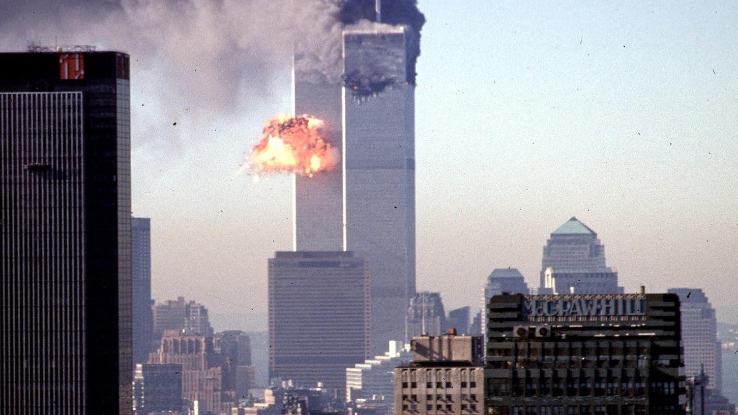 Ein Bild, das sich eingeprägt hat: Am 11. September 2001 steuerten Terroristen Flugzeuge auf das World Trade Center in New York.
Ein Bild, das sich eingeprägt hat: Am 11. September 2001 steuerten Terroristen Flugzeuge auf das World Trade Center in New York.