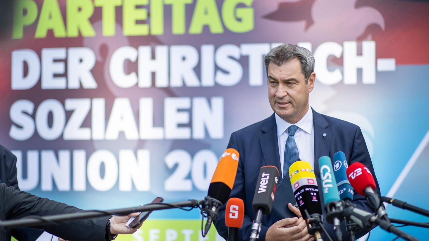 Der bayerische Ministerpräsident Markus Söder sprach auf dem CSU-Parteitag unter anderem über Hassrede gegen ihn.