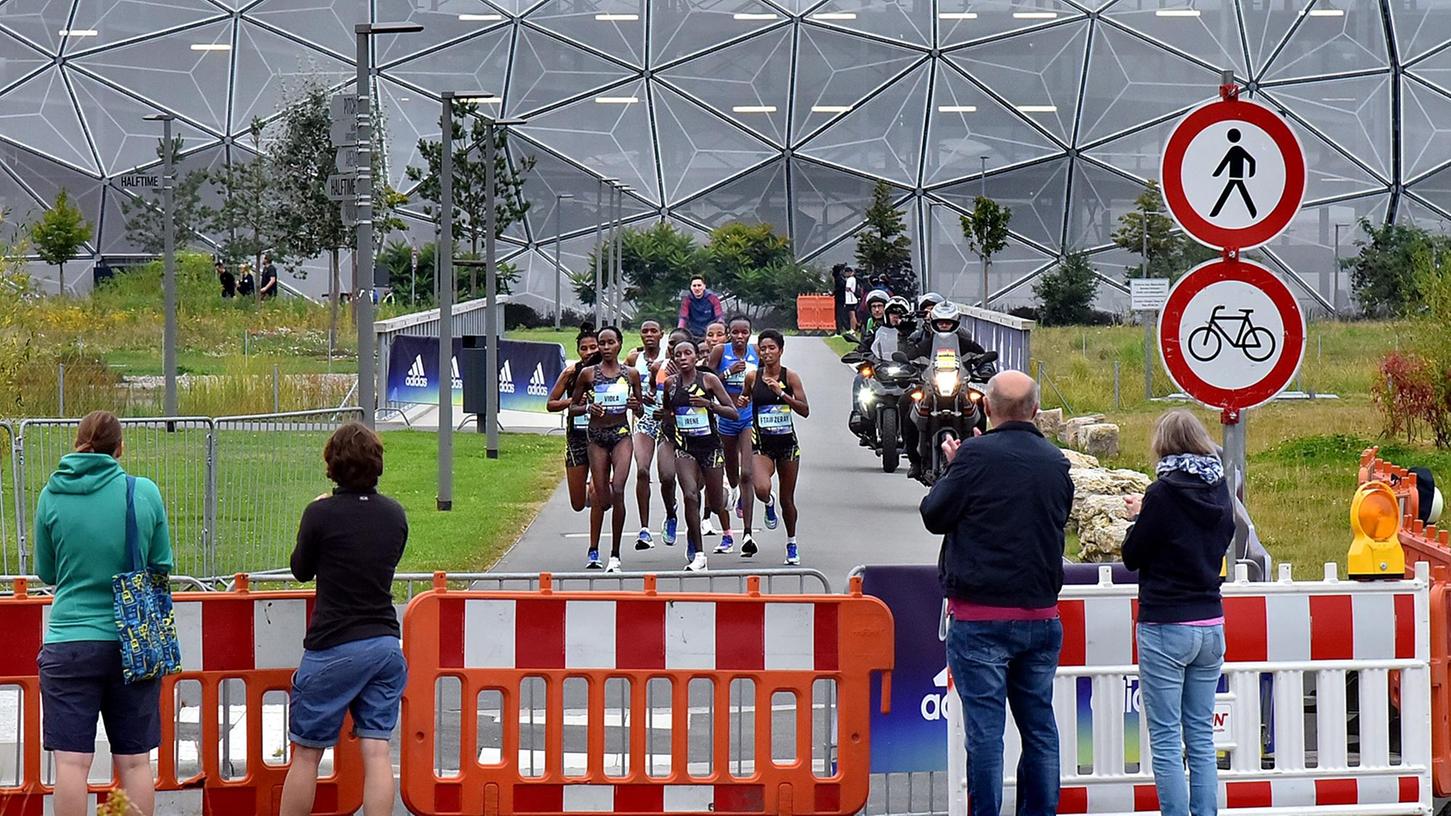 Auch eine Halbmarathon-Strecke hatten die Frauen bei der Laufveranstaltung "Adizero: Road to Records" in Herzogenaurach zu bewältigen.