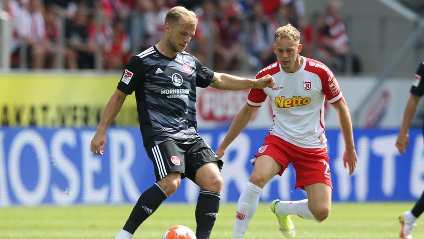 Mathenia, Mut und mehr: Punkt beim Jahn - Noten her für den FCN! Mathenia, Mut und mehr: Punkt beim Jahn - Noten her für den FCN!