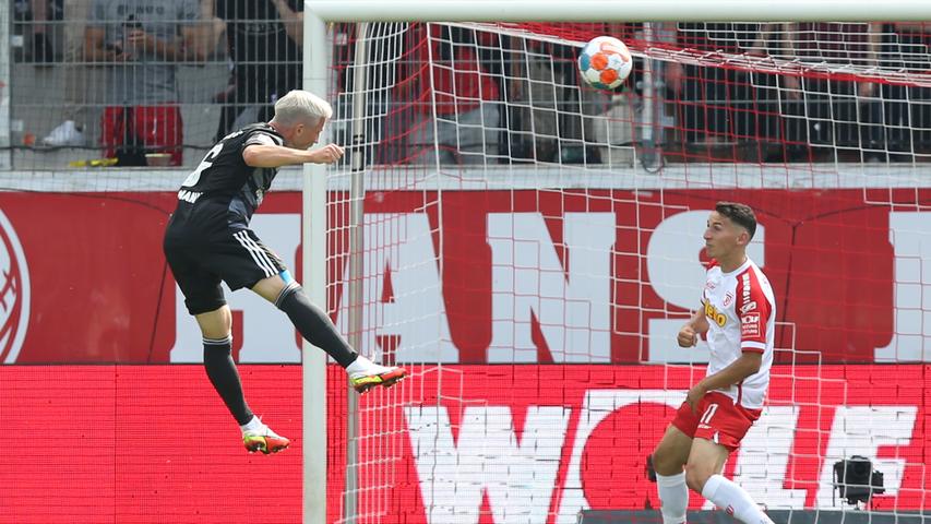 Mathenia, Mut und mehr: Punkt beim Jahn - Noten her für den FCN! Mathenia, Mut und mehr: Punkt beim Jahn - Noten her für den FCN!