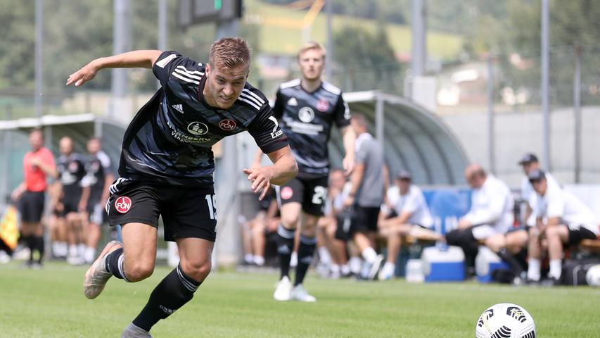 Mathenia, Mut und mehr: Punkt beim Jahn - Noten her für den FCN! Mathenia, Mut und mehr: Punkt beim Jahn - Noten her für den FCN!
