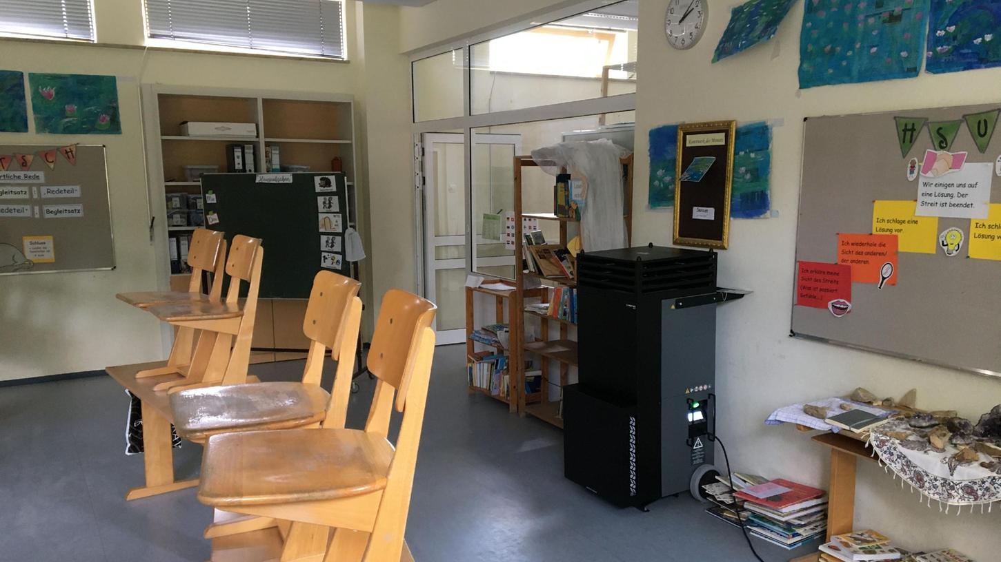 In Eggolsheim startet das neue Schuljahr mit Luftfiltern in allen Räumen (Symbolbild).
In Eggolsheim startet das neue Schuljahr mit Luftfiltern in allen Räumen (Symbolbild).