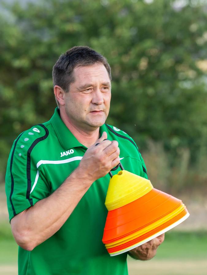 Hat 20 Jahre die Fußballerinnen trainiert: Dieter Berger.
Hat 20 Jahre die Fußballerinnen trainiert: Dieter Berger.