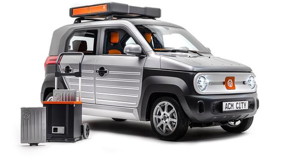 Der ACM City One trägt die Austausch-Batterien auf dem Dach. Der ACM City One trägt die Austausch-Batterien auf dem Dach.