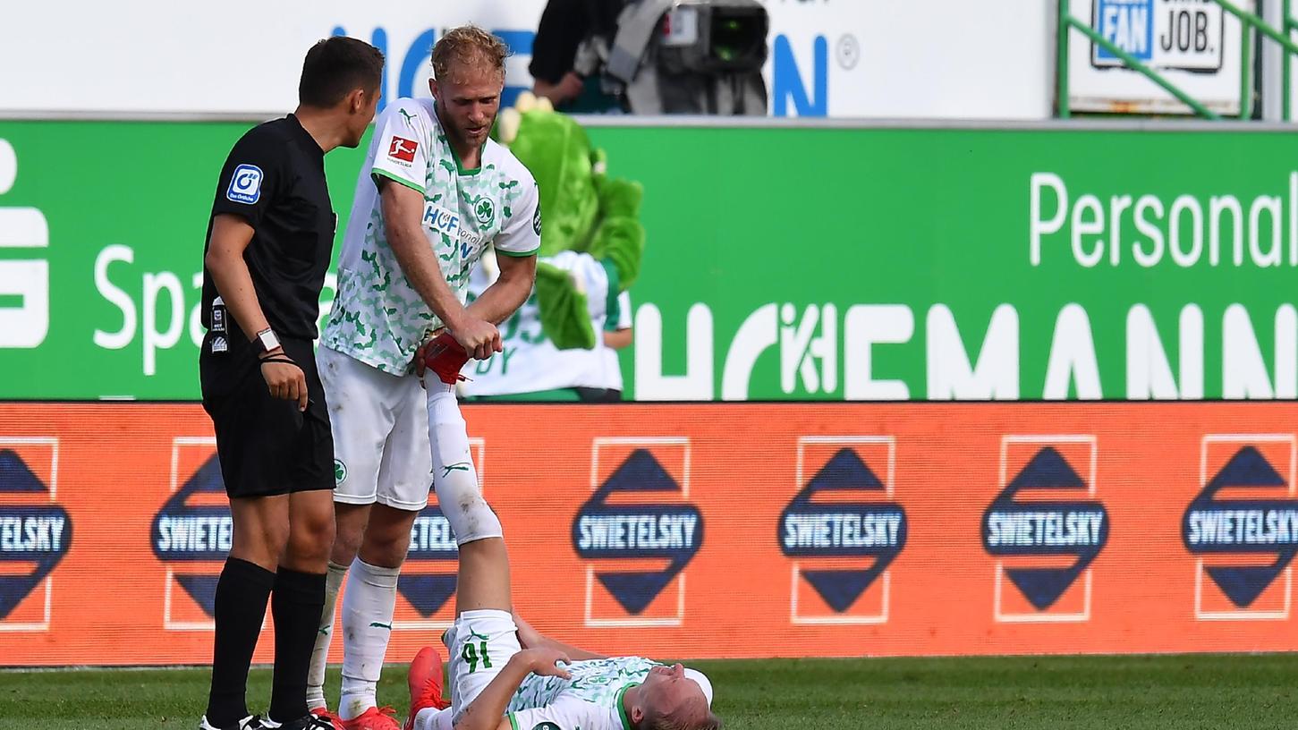 „Ich fühle mich gebraucht, das ist super“: Sebastian Griesbeck springt beim Kleeblatt auch ein, wenn ein Kollege (hier Havard Nielsen) mal einen Krampf hat.