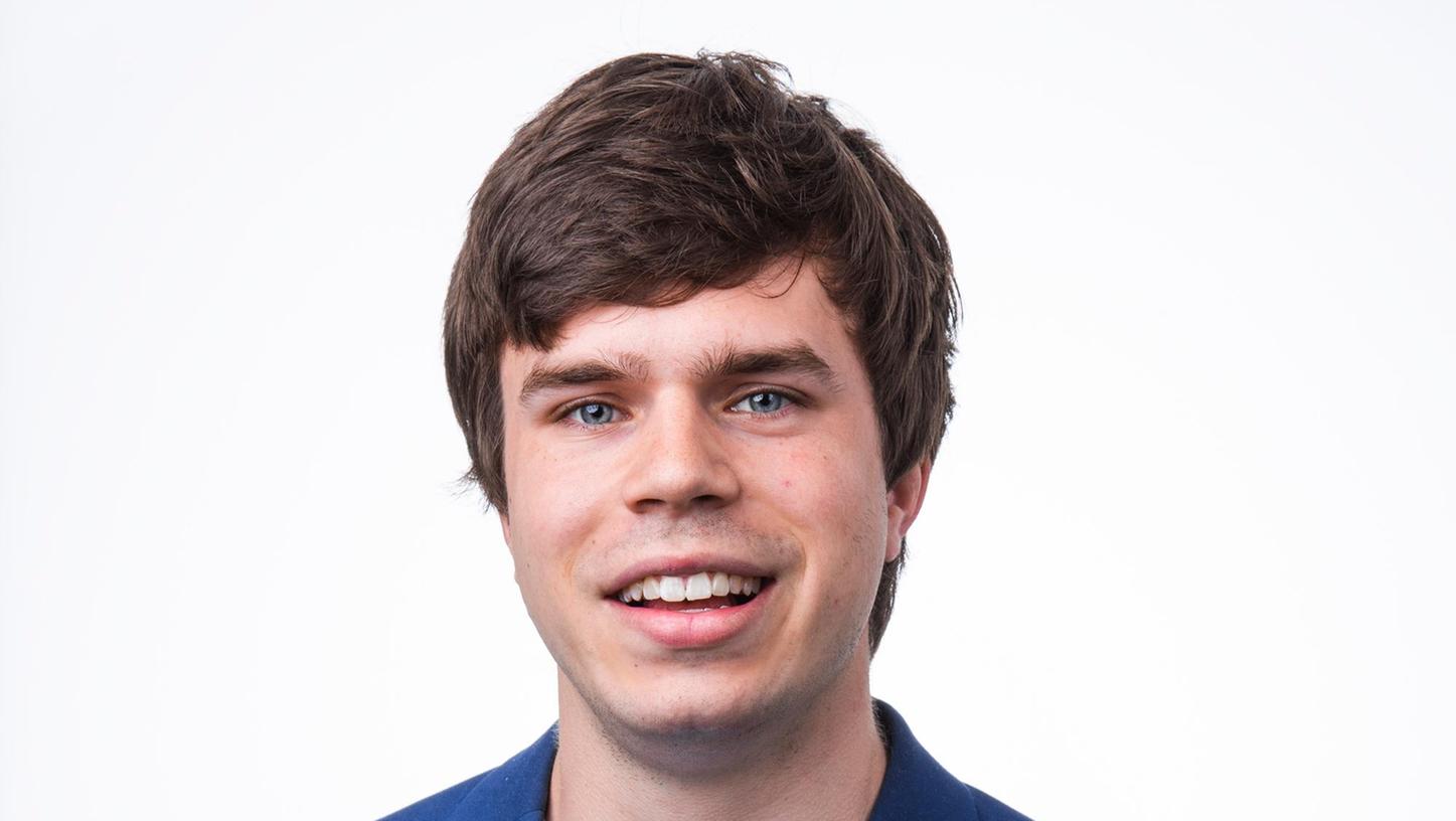 Der 22-jährige Daniel Lösch aus Ansbach ist der Direktkandidat der AfD im Bundeswahlkreis 241.