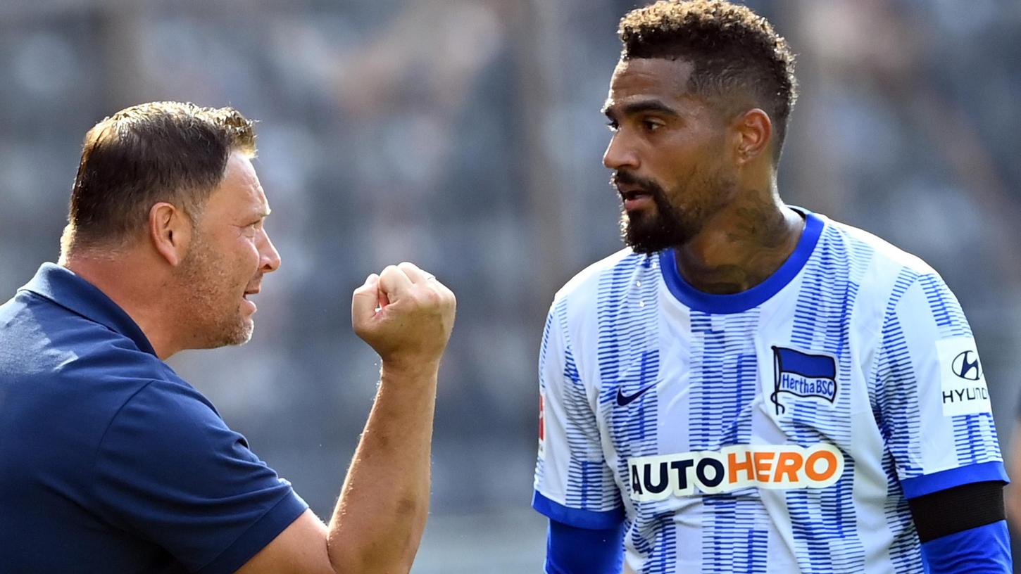 Der Chef neben und der auf dem Platz: Pal Dardai (links) mit Kevin-Prince Boateng.