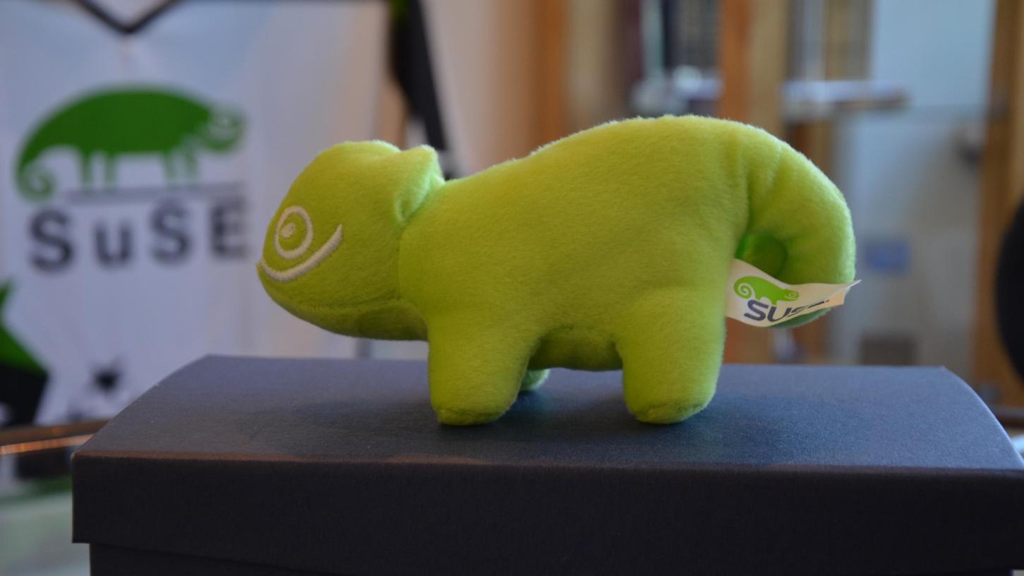 Der international tätige IT-Spezialist Suse mit dem Chamäleon im Logo wurde vor 29 Jahren gegründet, seit Mai 2021 ist er an der Börse in Frankfurt.
Der international tätige IT-Spezialist Suse mit dem Chamäleon im Logo wurde vor 29 Jahren gegründet, seit Mai 2021 ist er an der Börse in Frankfurt.