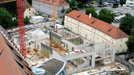 Am Residenzplatz wird gebaut: Angehende Öko-Manager starten wieder im Haus St. Marien