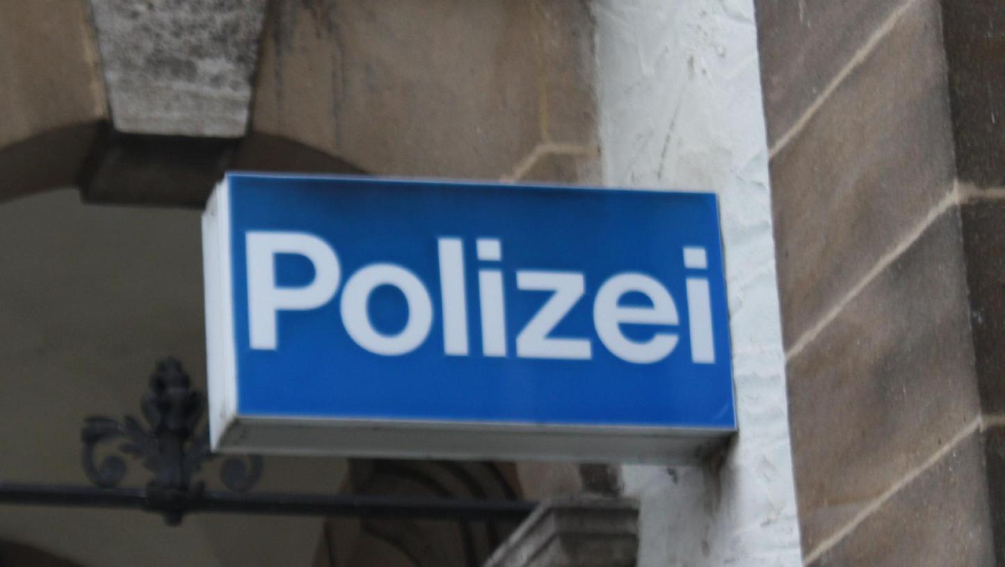 Anlässlich eines aktuellen Falls warnt die Kriminialpolizei Ansbach noch einmal davor, Kontodaten oder gar Passwörter preiszugeben.   