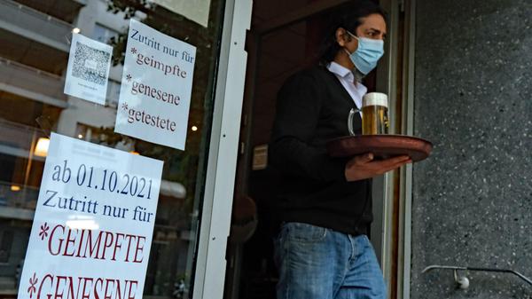 Café Bar Garage kündigt Einführung 2G-Regel an