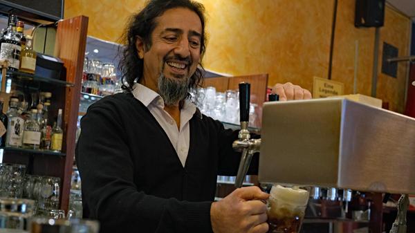 Café Bar Garage kündigt Einführung 2G-Regel an