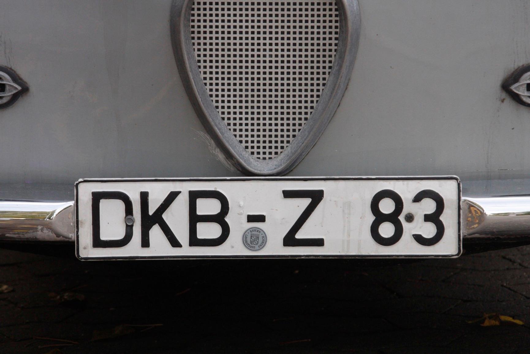 Alte Kfz-Kennzeichen wieder zugelassen | Nordbayern