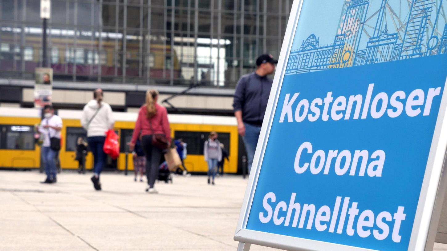 Der stellvertretende Vorsitzende der KBV fordert ein Ende der Corona-Vorschriften in Deutschland. 