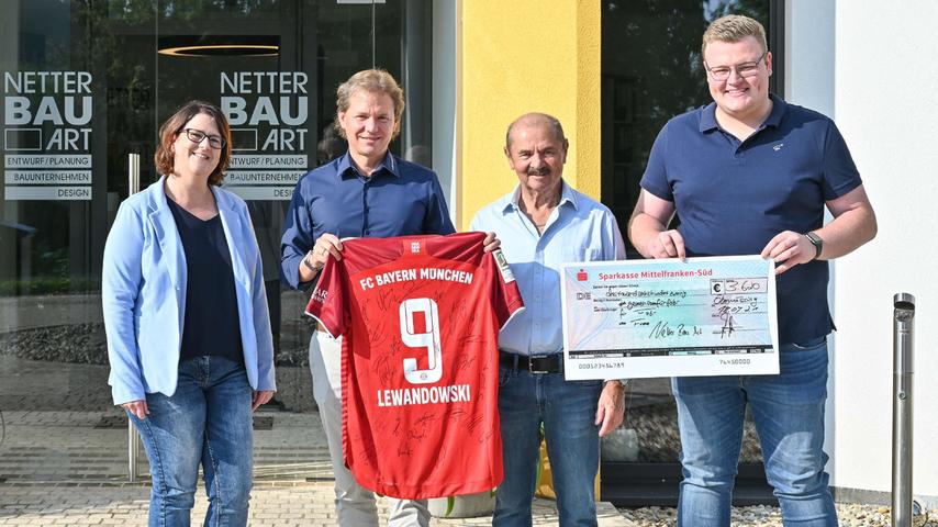 "Echt getragen": Lewandowski-Trikot bringt 3620 Euro für krebskranken Fabi