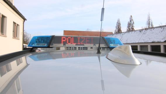 Auf der A7 in Franken: Polizist rettet Kleinkind nach Fieberkrampf das Leben