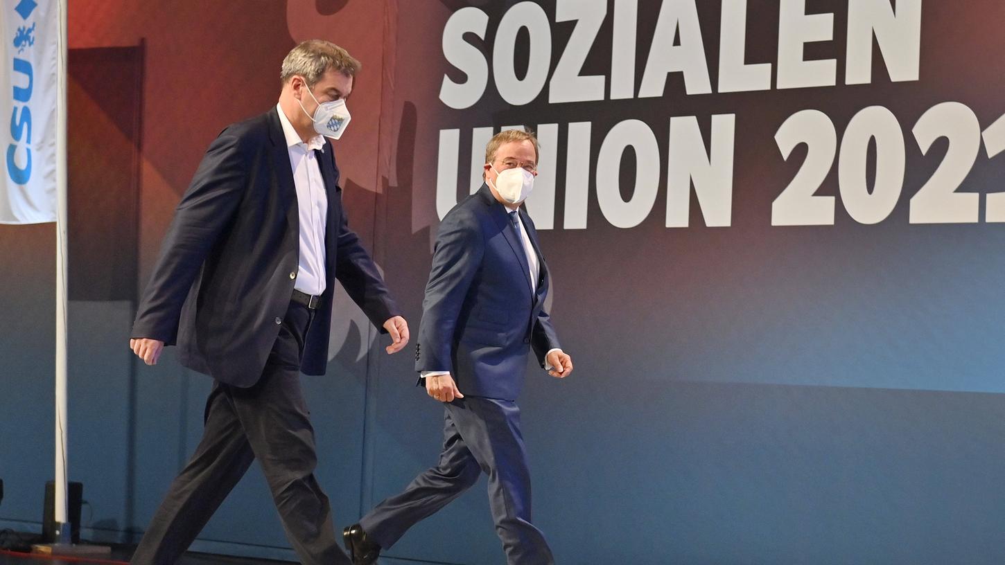 Zahlreiche Sticheleien lieferten sich Markus Söder und Armin Laschet vor der Bundestagswahl 2021. Nun hat Laschet eine Äußerung des bayerischen Ministerpräsidenten bei seiner CDU-Parteitagsrede kritisiert.