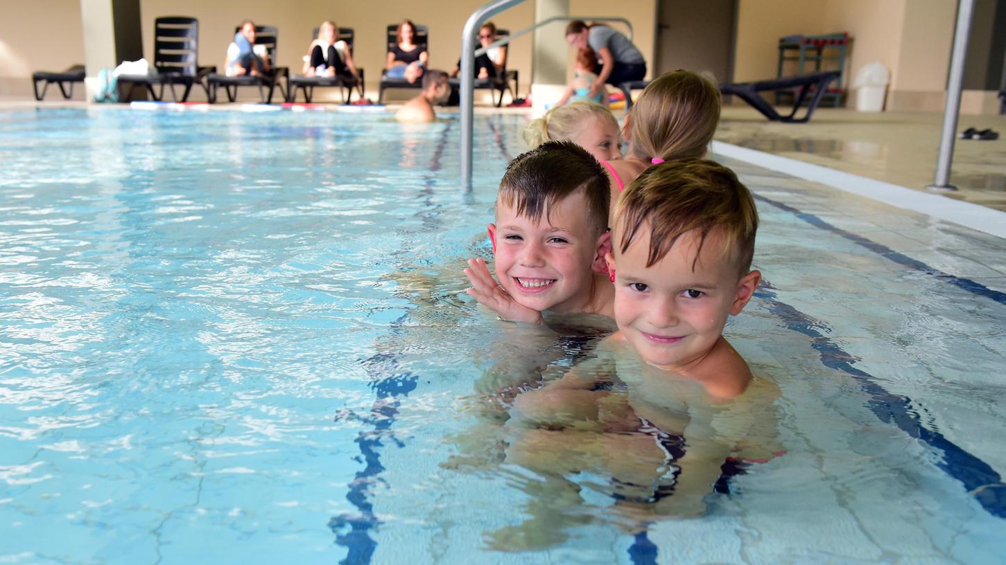 Im Oktober wird es im Hallenbad Schwabach täglich je acht Schulstunden Schwimmunterricht für die Viertklässler der Goldschlägerstadt geben (Symbolfoto).  