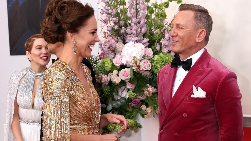 "Keine Zeit zu sterben": Royals feiern Bond-Premiere in London
