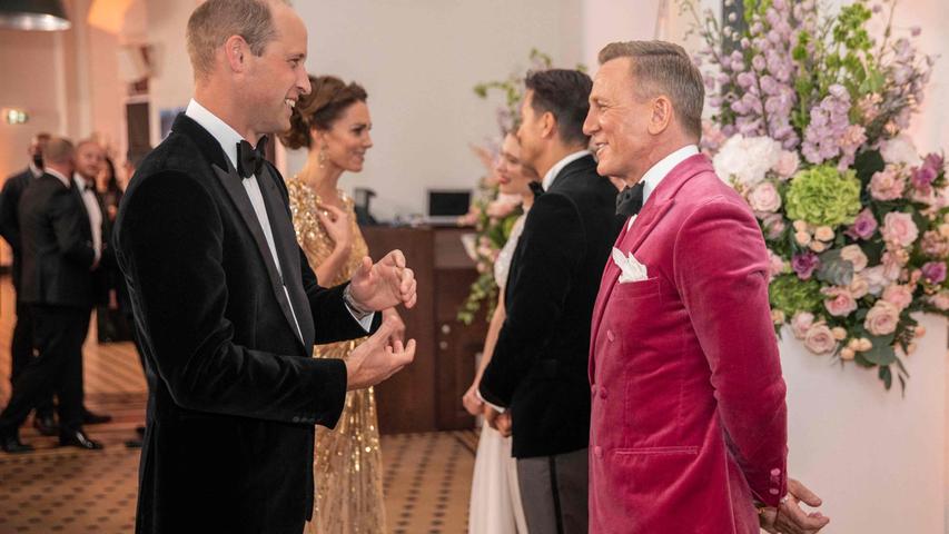 Auch Prinz William plauderte mit dem scheidenden 007-Darsteller.