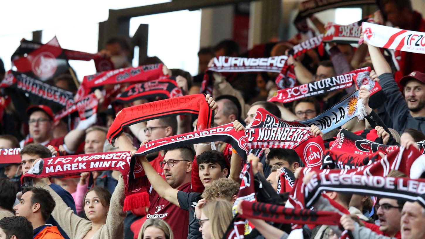 Gegen Hannover 96 möchte die Clubfans am Samstagabend den nächsten Dreier im Max-Morlock-Stadion feiern.
Gegen Hannover 96 möchte die Clubfans am Samstagabend den nächsten Dreier im Max-Morlock-Stadion feiern.