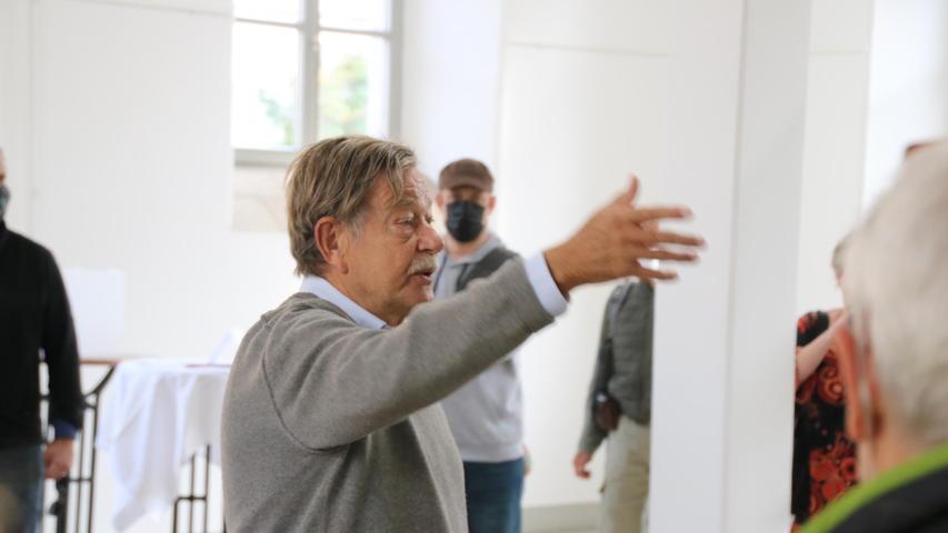 Roland Ottinger ist einer der Organisatoren und Künstler, der in zusammenarbeit mit der Stadt die Kunsttage wieder auf die Beine gestellt hat. 

