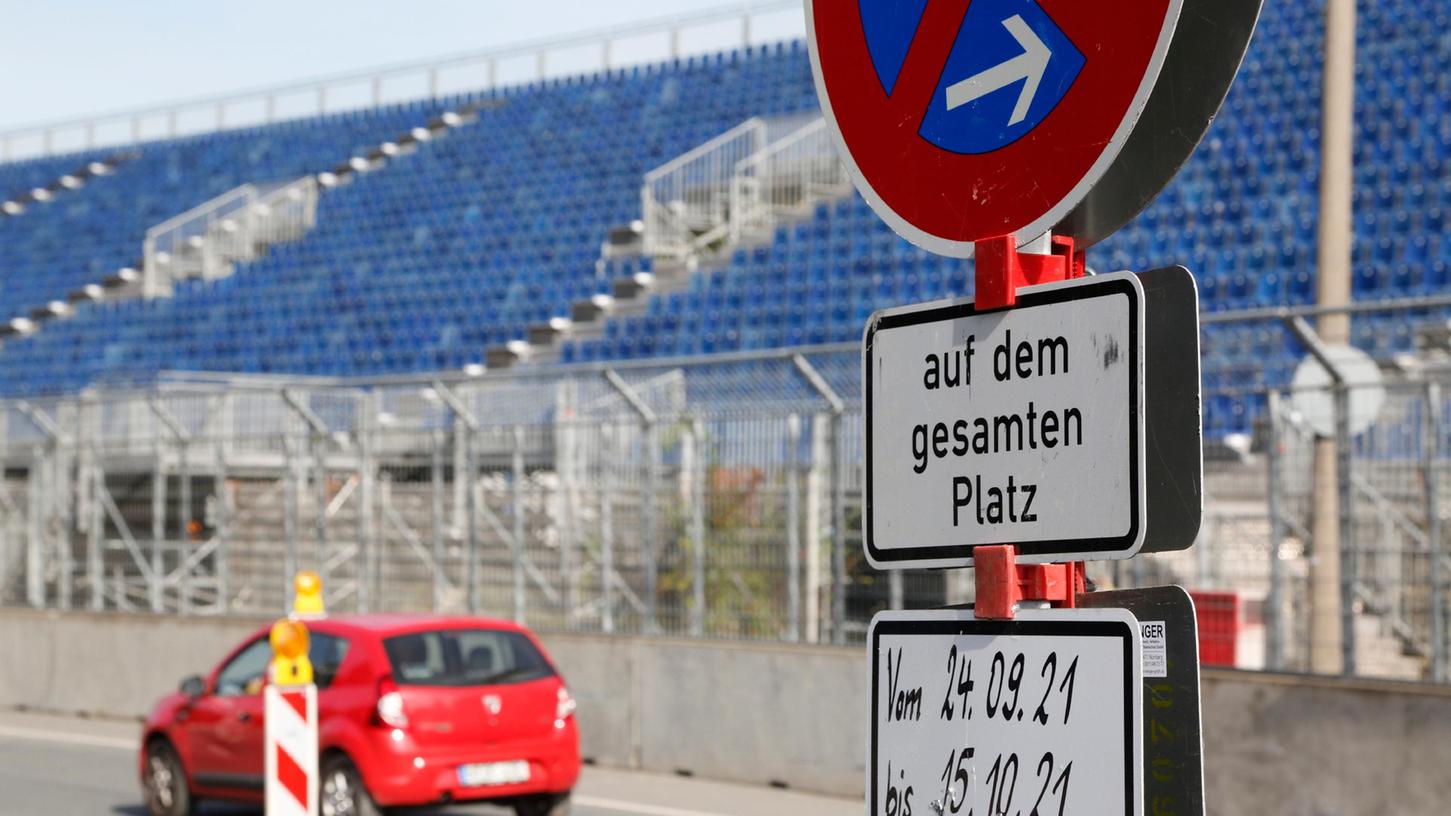 Weil am Wochenende PS-starke Rennwagen am Norisring ihre Runden drehen, kommt es zu Verkehrsbehinderungen und Sperren.