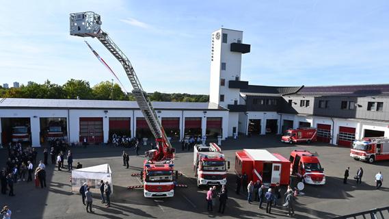 Viel Lob für die Ständige Wache der Feuerwehr Erlangen