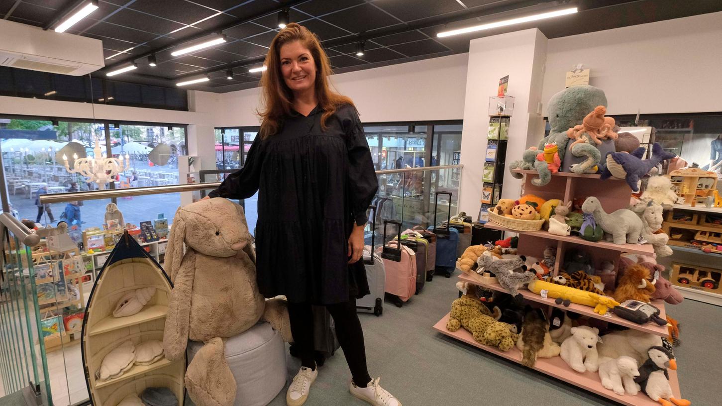 Schließen? Oder umziehen? Nicole Moser-Dümpelmann hat sich für letzteres entschieden und wagt mit ihrem Spielzeugladen "Pfiffikus" den Neustart in Hauptmarktnähe.