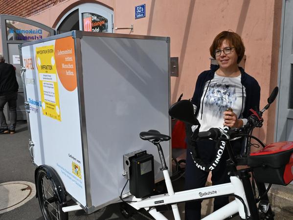 Tafel-Leiterin Elke Bollmann ist mit Herz bei der Sache, würde sich aber freuen, wenn die Politik der Kluft von "Arm und Reich" mehr entgegenwirken würde. 