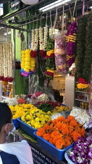 In Little India bekommt man nicht nur handgefertigte Blumenketten.