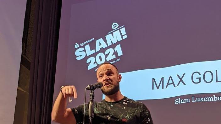 Max Golenz: Der Deutschlehrer ärgerte sich in einer wütenden Protestrede gegen die um sich greifenden Anglizismen.
Max Golenz: Der Deutschlehrer ärgerte sich in einer wütenden Protestrede gegen die um sich greifenden Anglizismen.