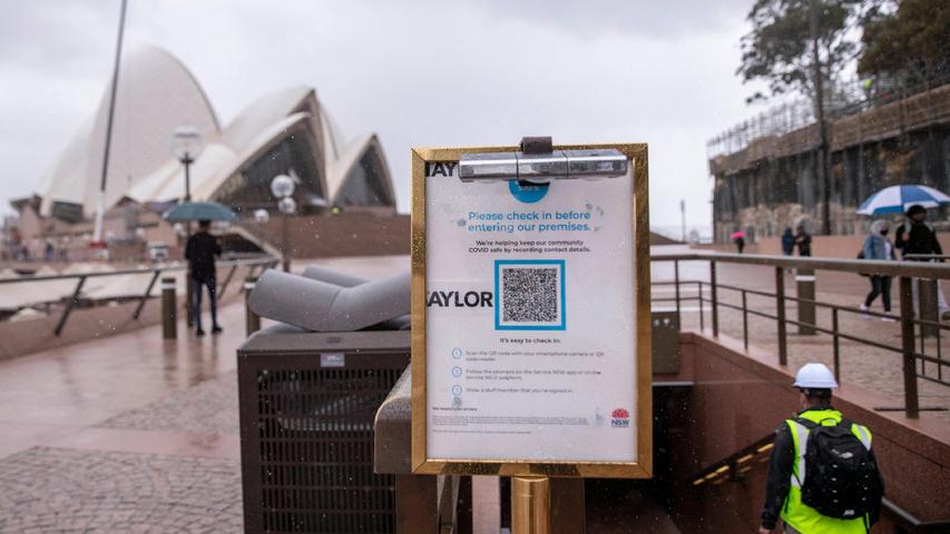 Normalerweise von Touristen überrannt: Die Oper von Sydney. Auch hier gelten strenge Coronaregeln.